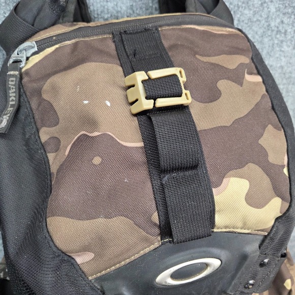 Oakley Icon 2.0 Laptop Backpack Woodland Camo Skull Elite Software Y2k Grunge - Picture 4 of 16